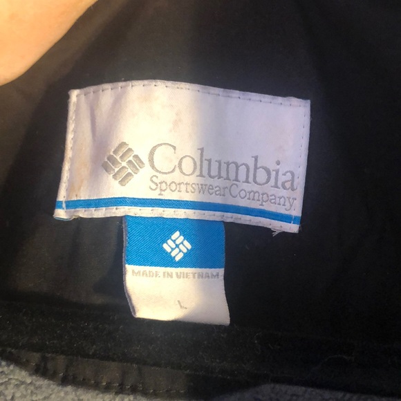 Columbia Black Fleece-Lined Jacket! (L) - Picture 3 of 9